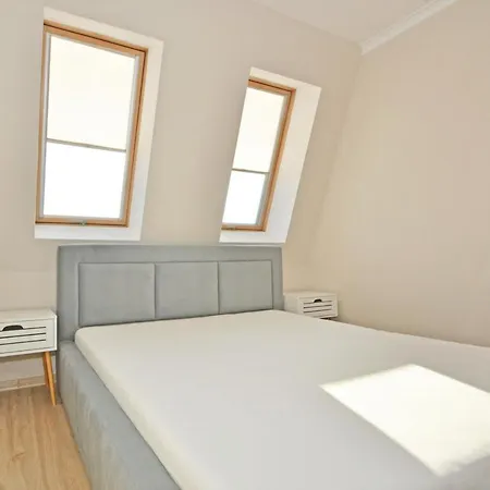 Apartment Ferienwohnung Debina *